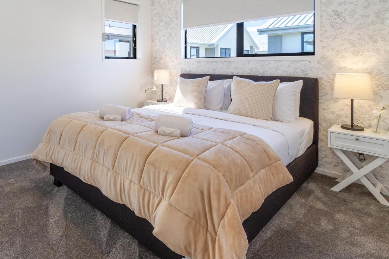 Beachside Bliss: 1 Bed 1 Bath Christchurch Esterno foto